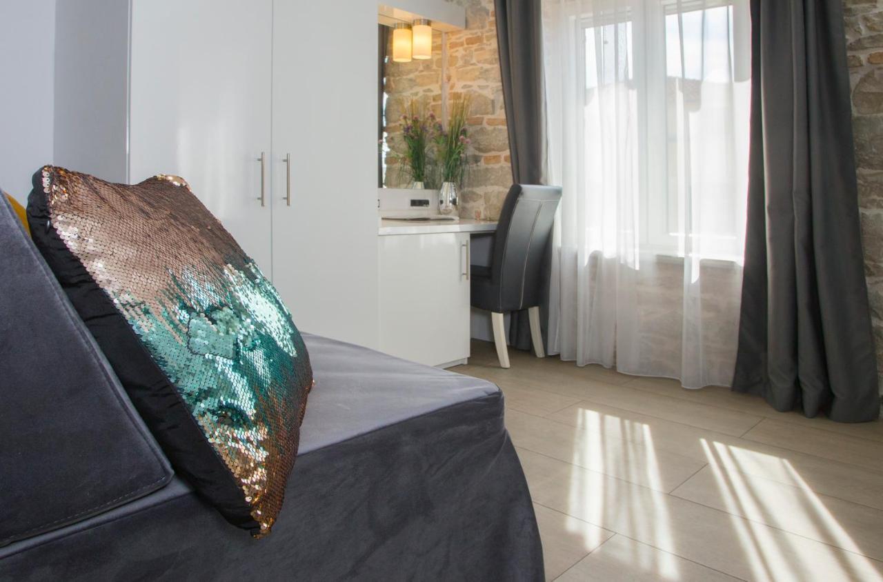 Authentic Luxury Rooms Split Exterior photo